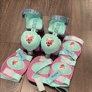 Disney Frozen Aqua and Pink Skates with Protective Gear